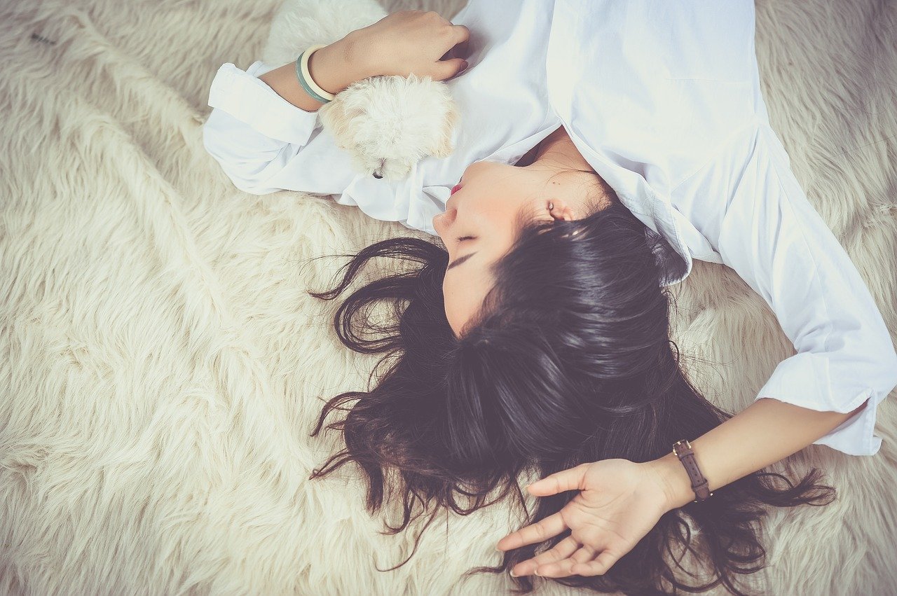Can You Take CBD Oil and Melatonin Together?